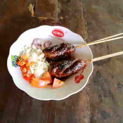 Tengkleng Asli solo dan sate buntel