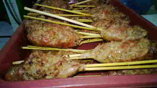 Sate Buntel Presiden Daging Kambing spesial