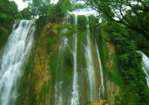 air terjun grojogan sewu